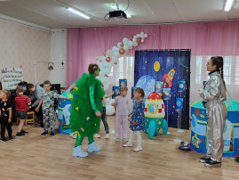 "Путешествие секретной ракеты". "Путешествие секретной ракеты".